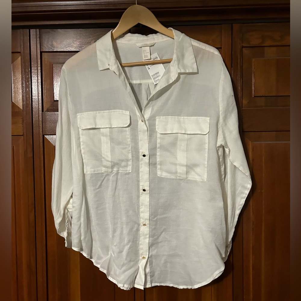 H&M NWT White Button-up Shirt